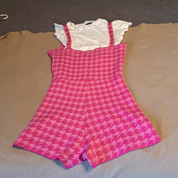 NWT Coco and Shay Size MD Romper Set..Knit Shorts..Cotton Tee - Picture 7 of 7